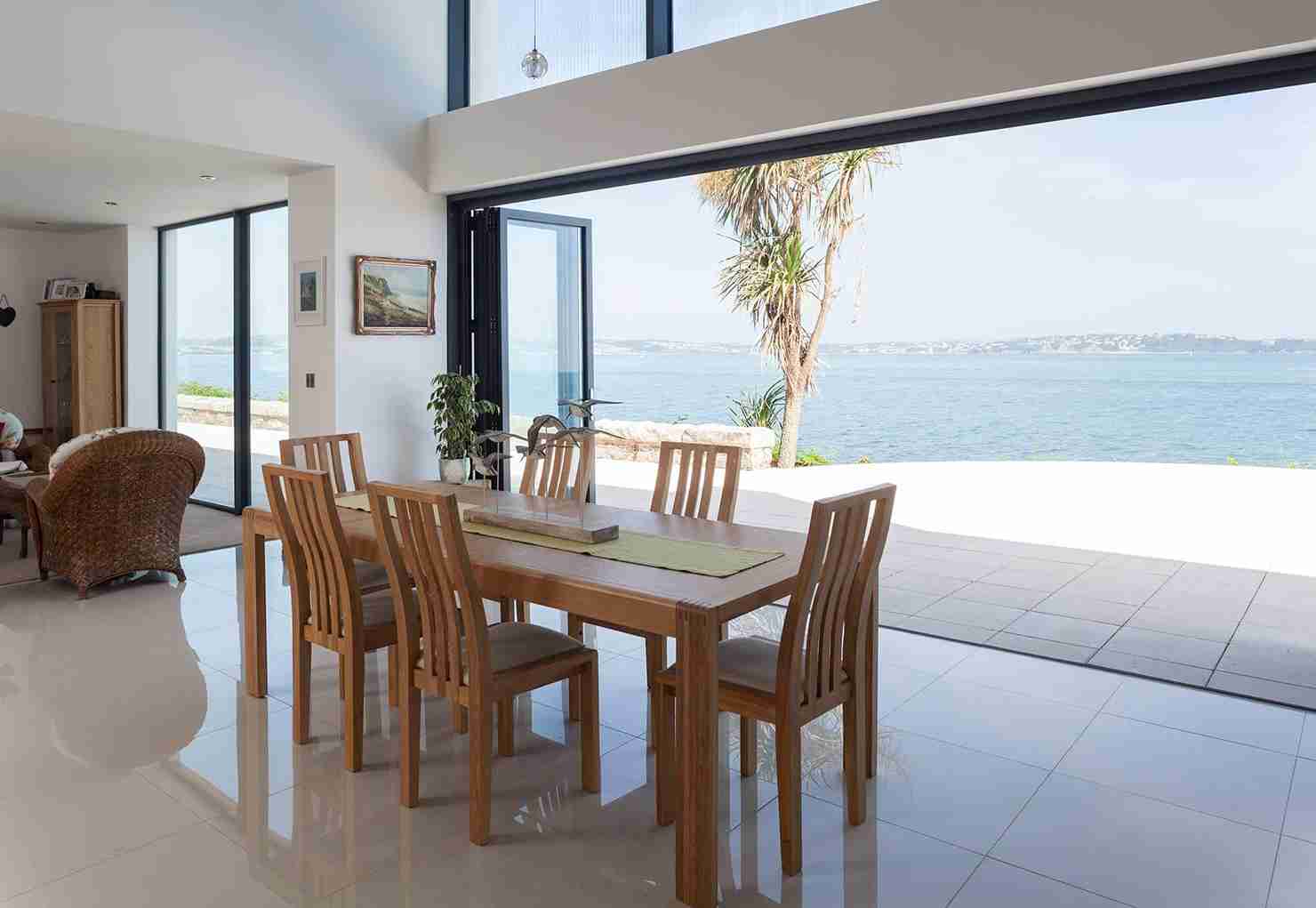 Aluminium Bifold Doors Suppliers