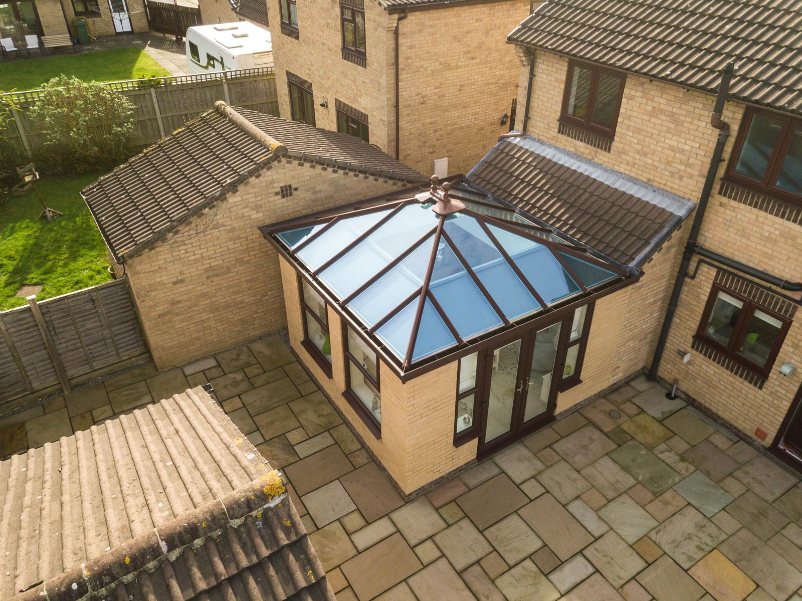 difference between an orangery and a conservatory